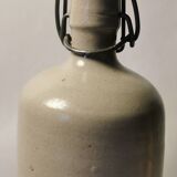 Bouteille en grès Vintage