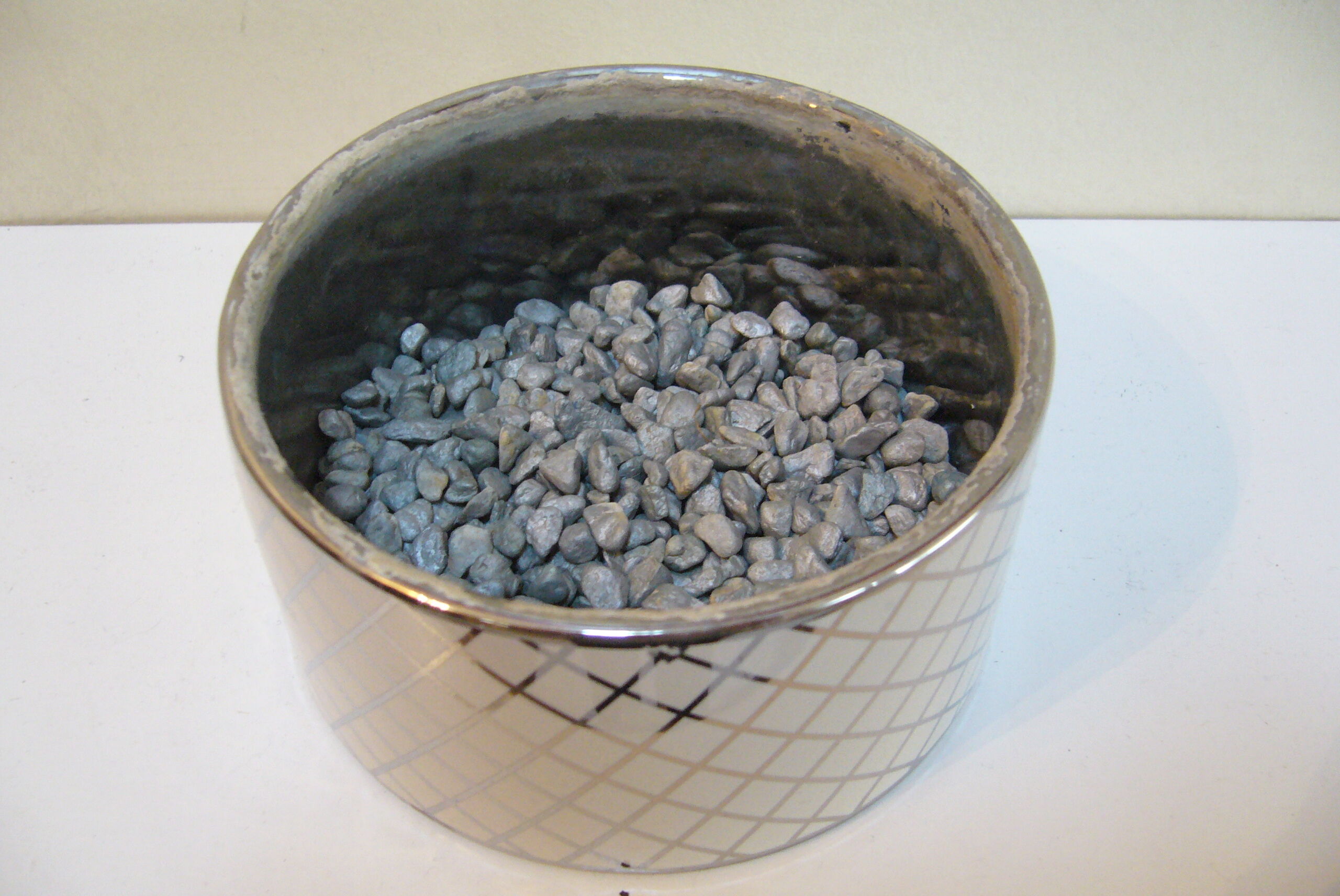 Round glazed ceramic bamboo or hyacinth pot