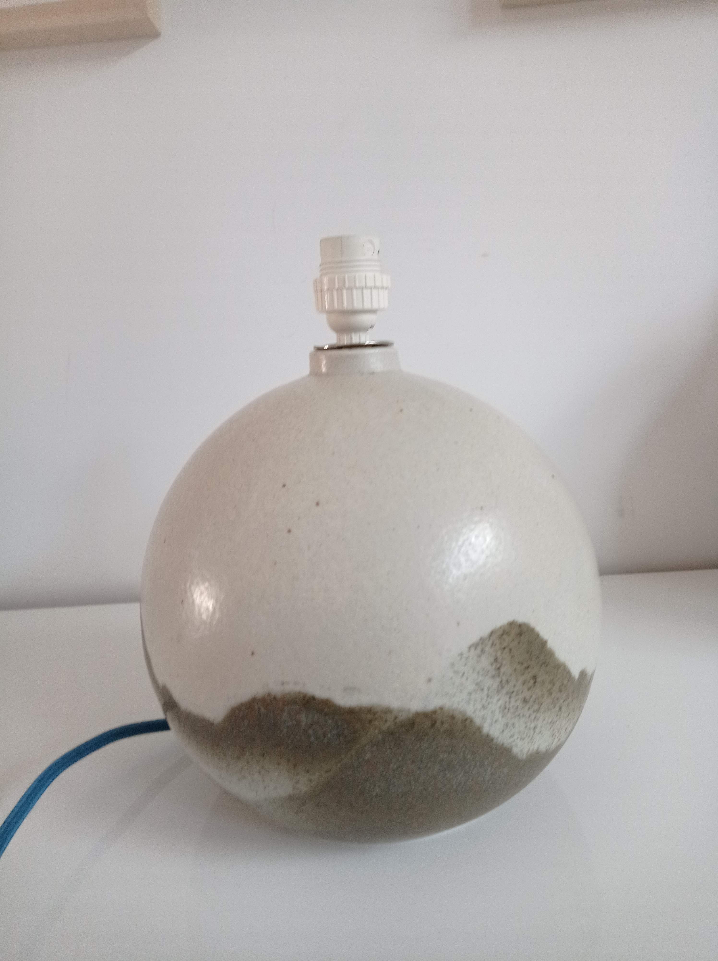 Virebent ceramic lamp