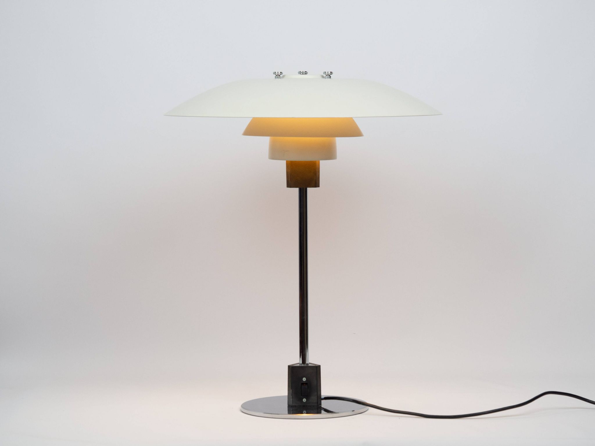 Danish vintage table lamp PH 4/3 by Poul Henningsen, Louis Poulsen 1966