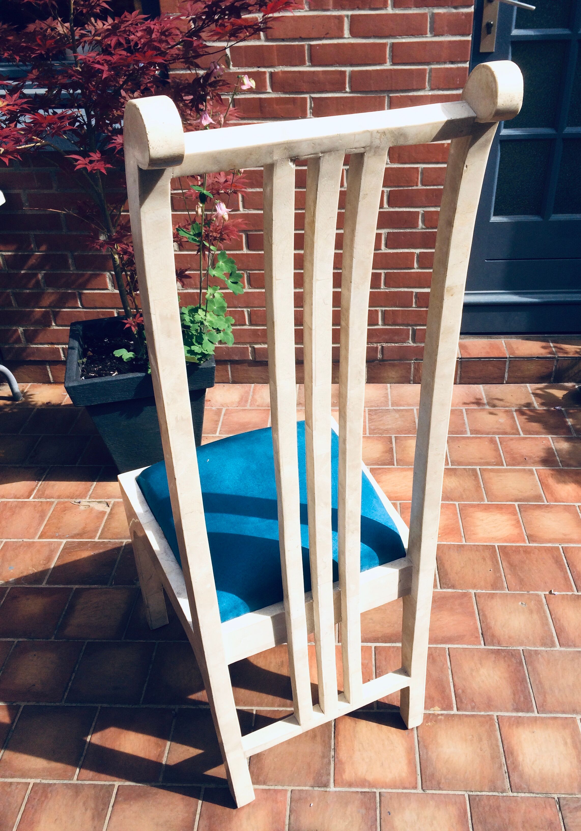 Chaises vintage et design en marbre blanc