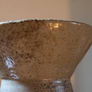 Vase diabolo brutaliste de Joël Baudoin, années 60