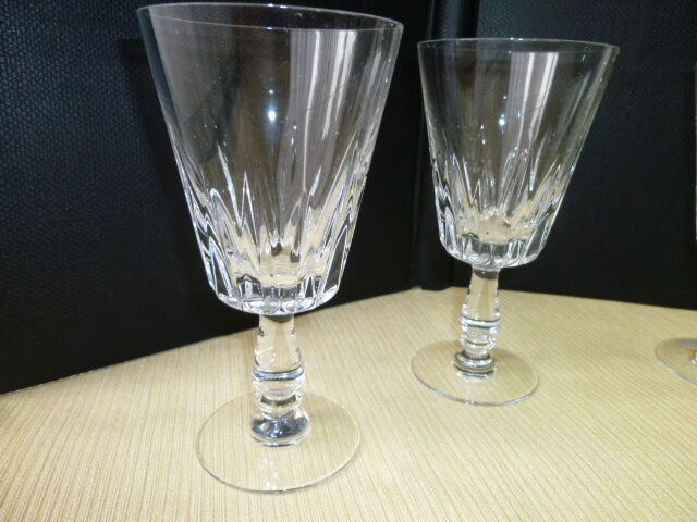 Set of 5 water glasses or large glass wine glasses