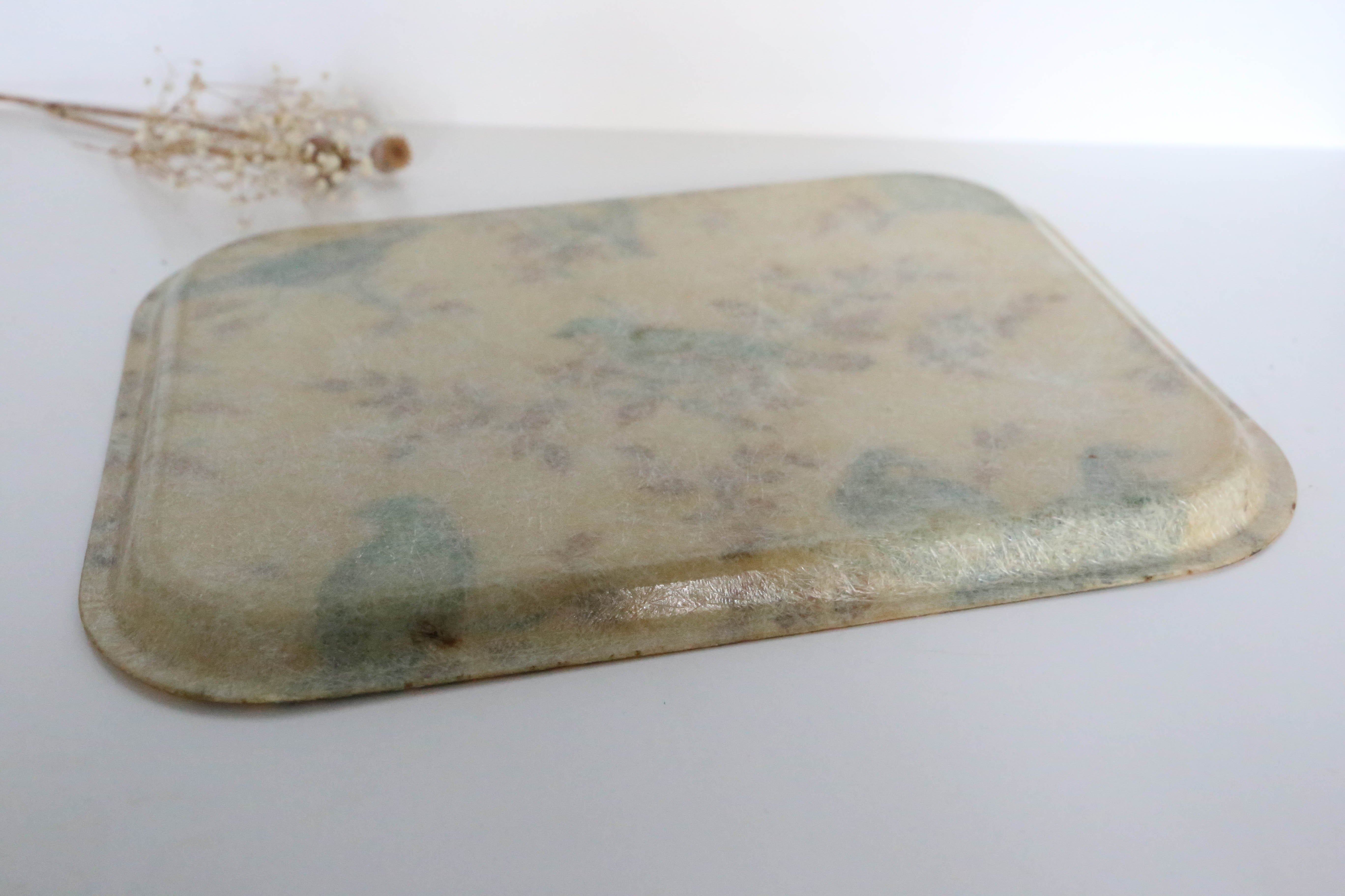 Fiber service tray, bird decorations, vintage