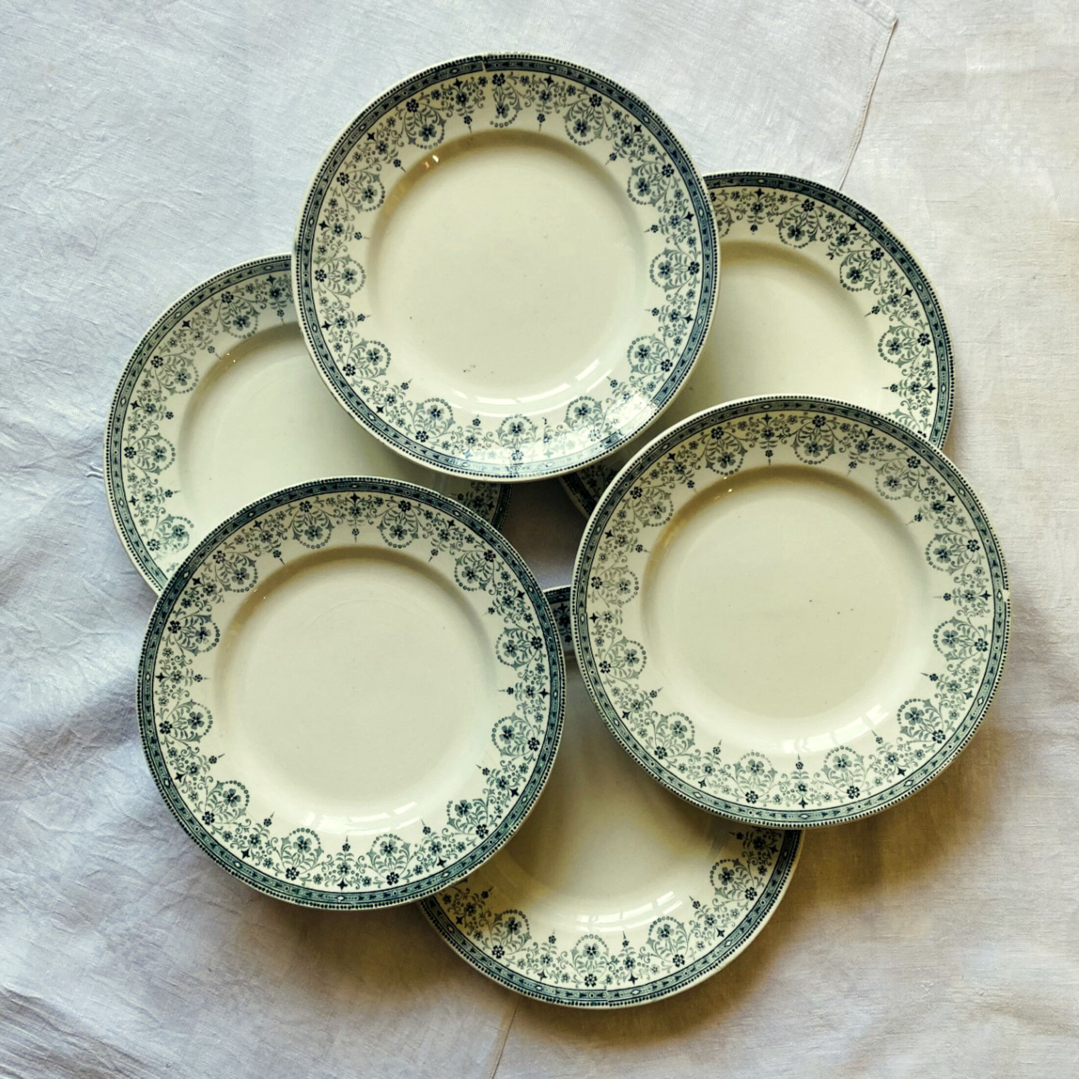 Set of 6 flat plates iron earth Moulin des Loups and Hammage model Marceau old earthenware