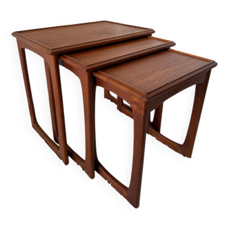 Tables gigognes scandinaves années 60