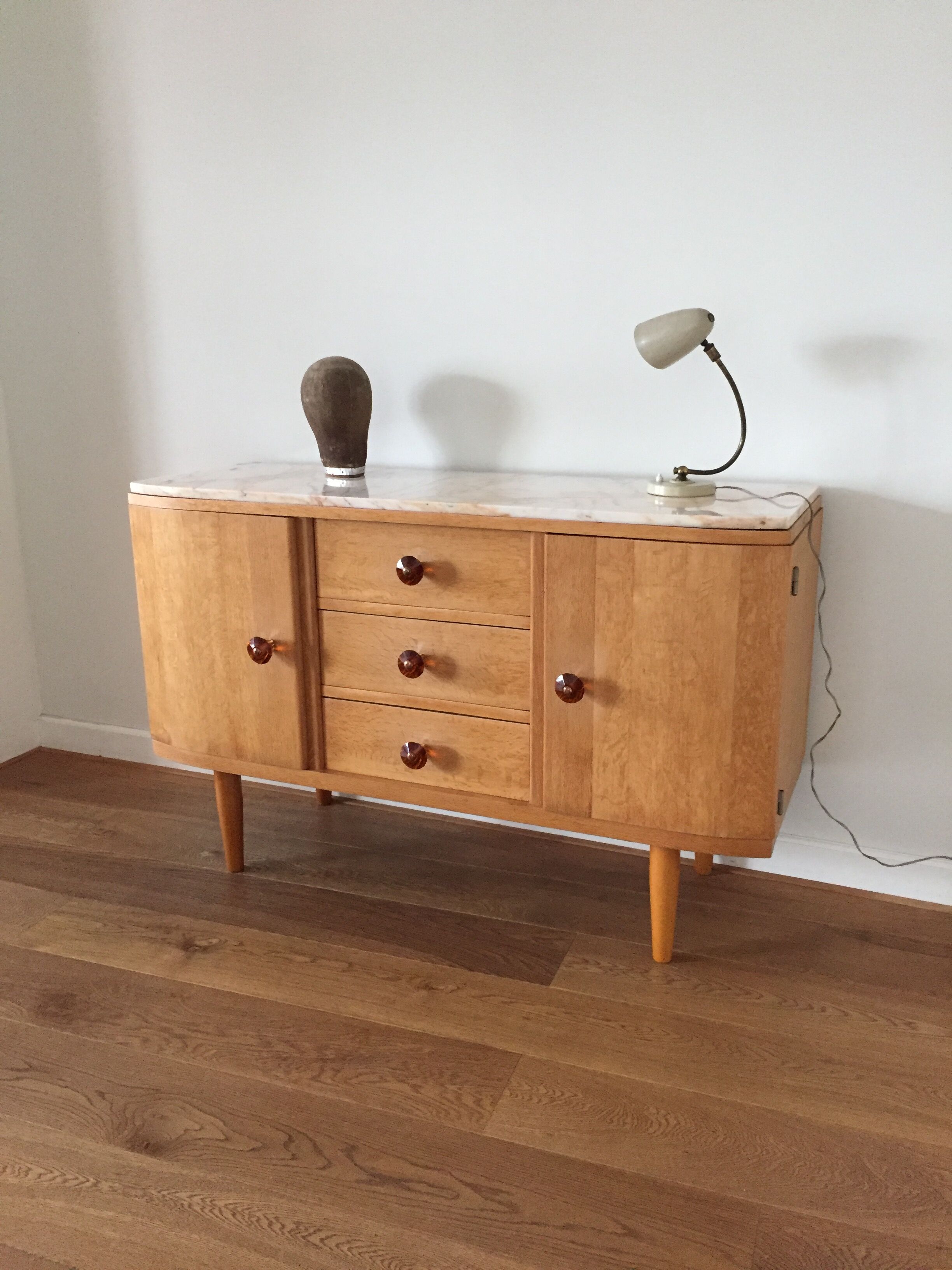Buffet / vintage dresser