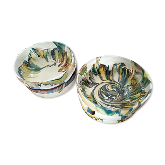 Enamelled terracotta bowls