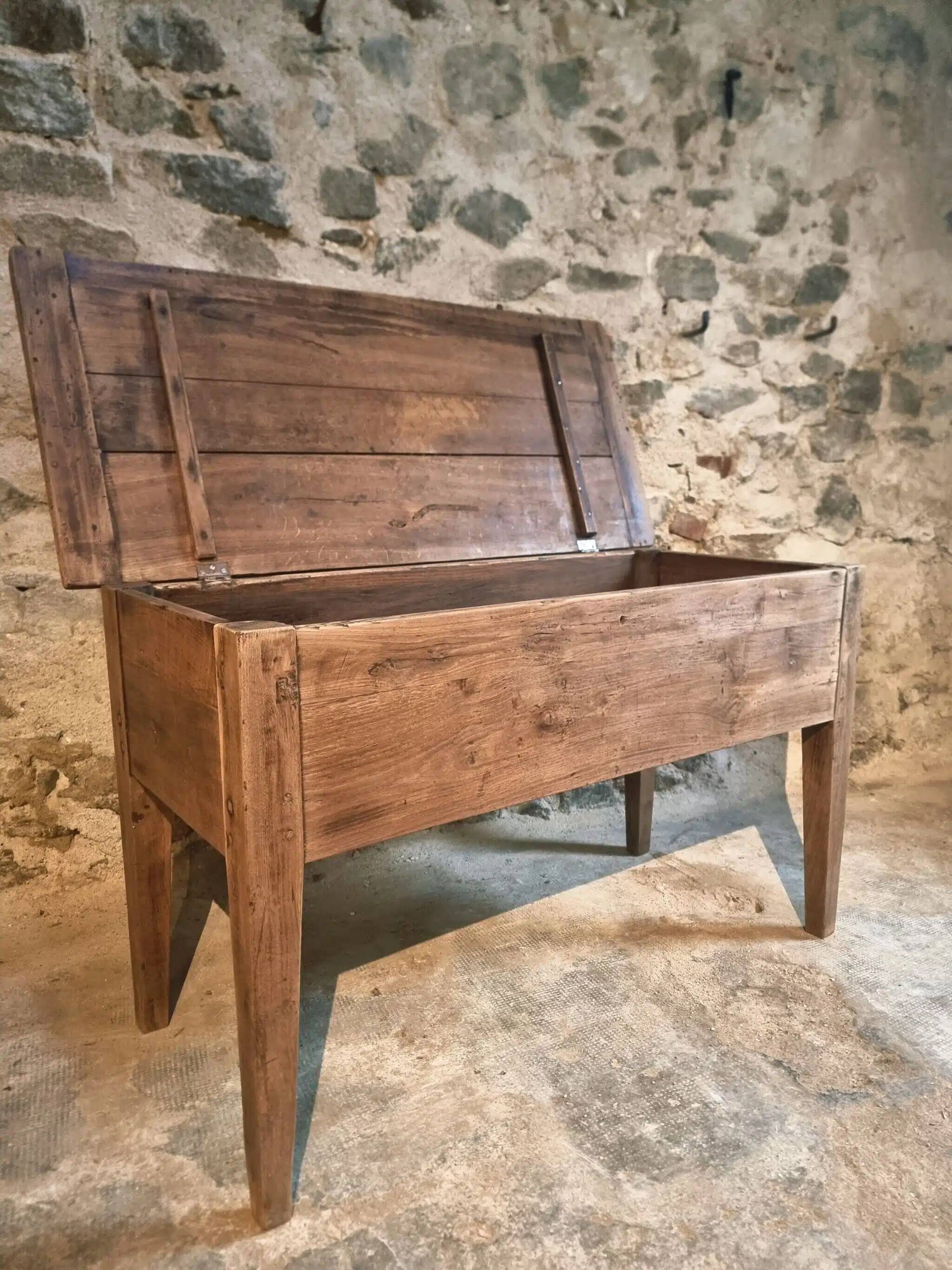 Ancien pétrin français en chêne, XIXe siècle