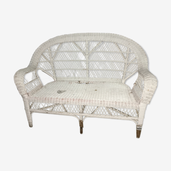 Wicker bench