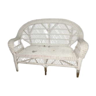 Wicker bench