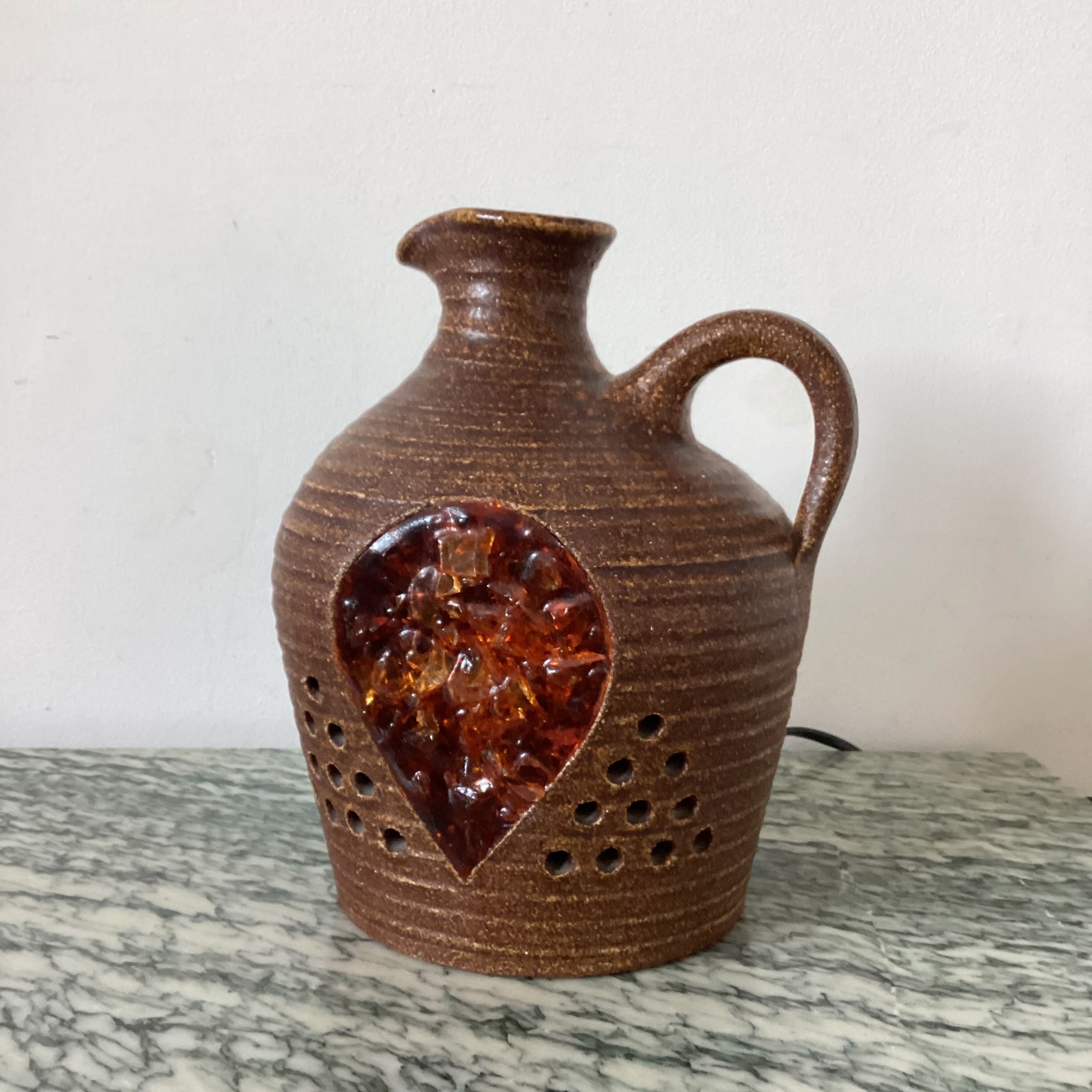 Accolay stoneware lamp