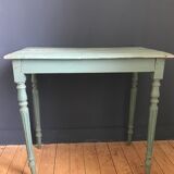 Small table and its original blue patina