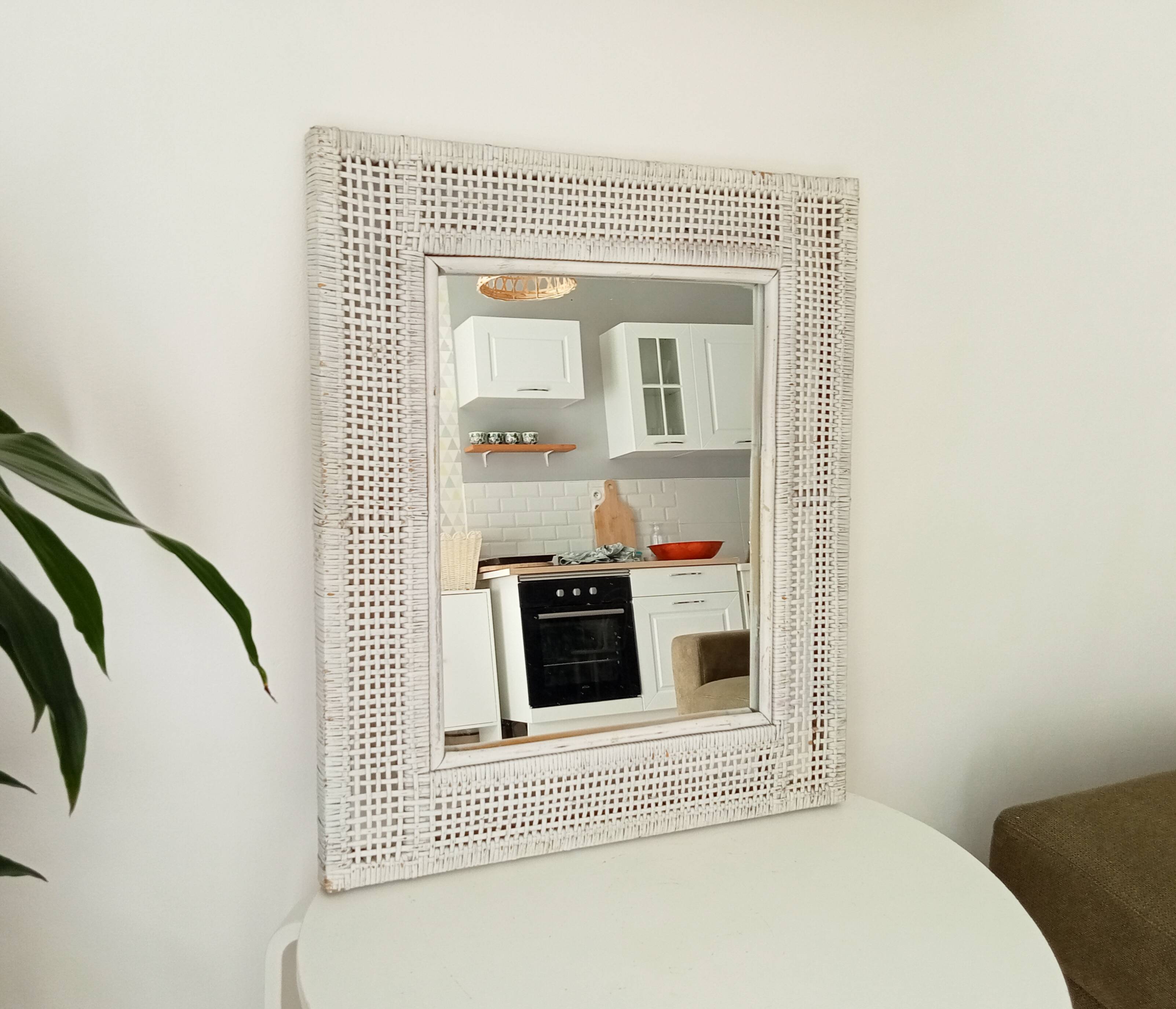 Vintage Boho rattan mirror from the 60s/70s 73*61 cm