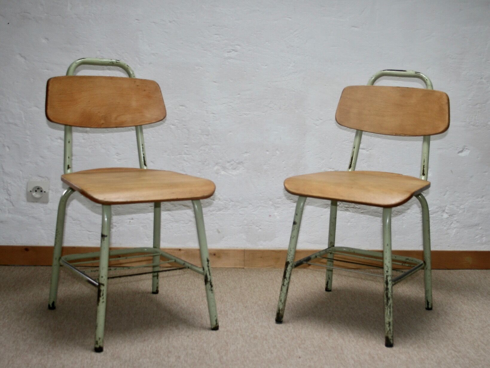 Pair of children's chairs (vintage Spanish in the 60s)