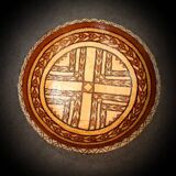 Ancien plat en terre cuite modelée Kabyle