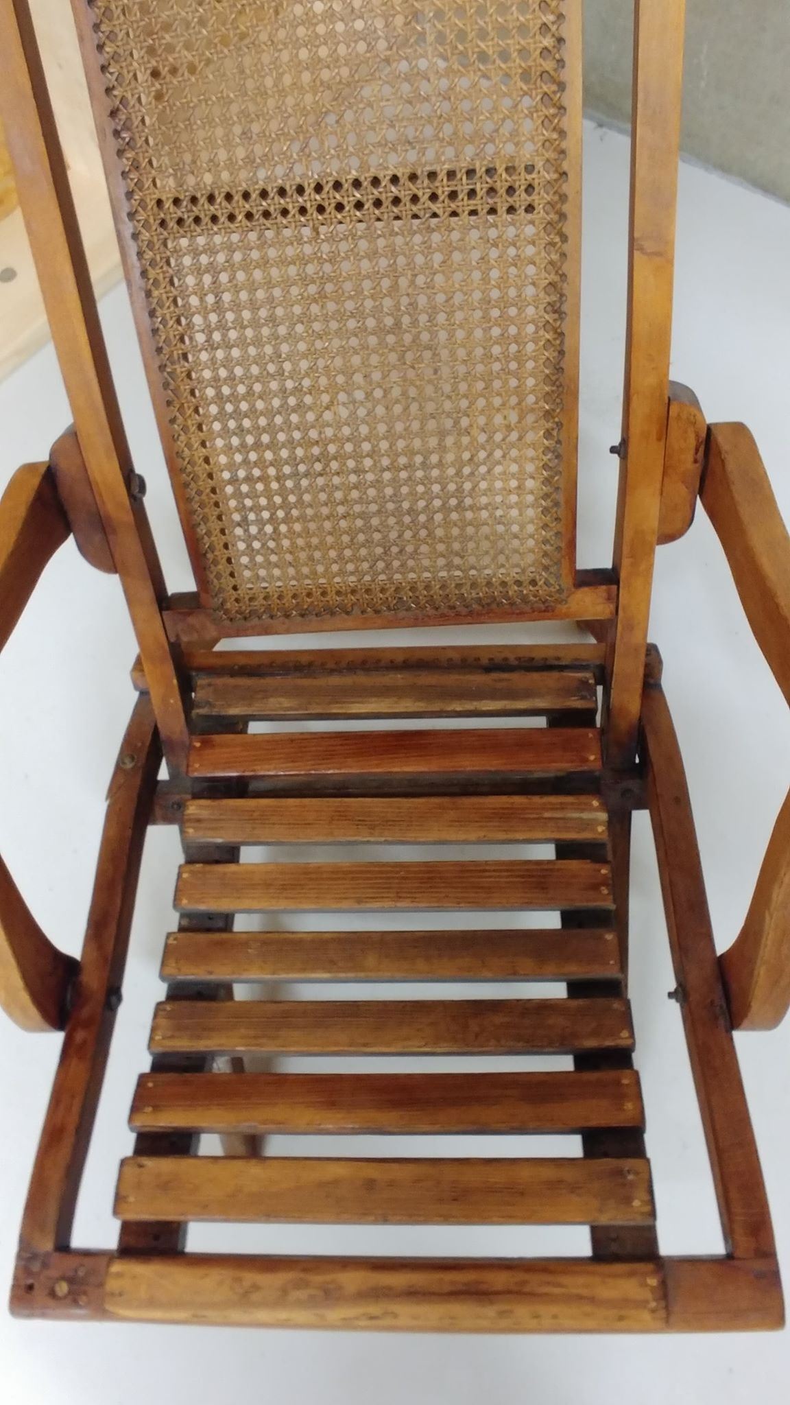 Fauteuil pliant canné