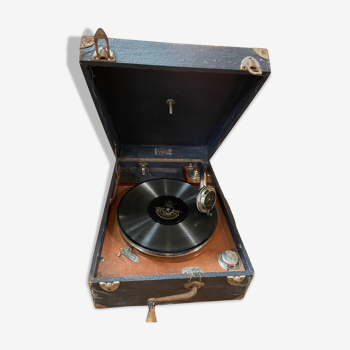 Gramophone BARTHE ET FILS and 5 discs