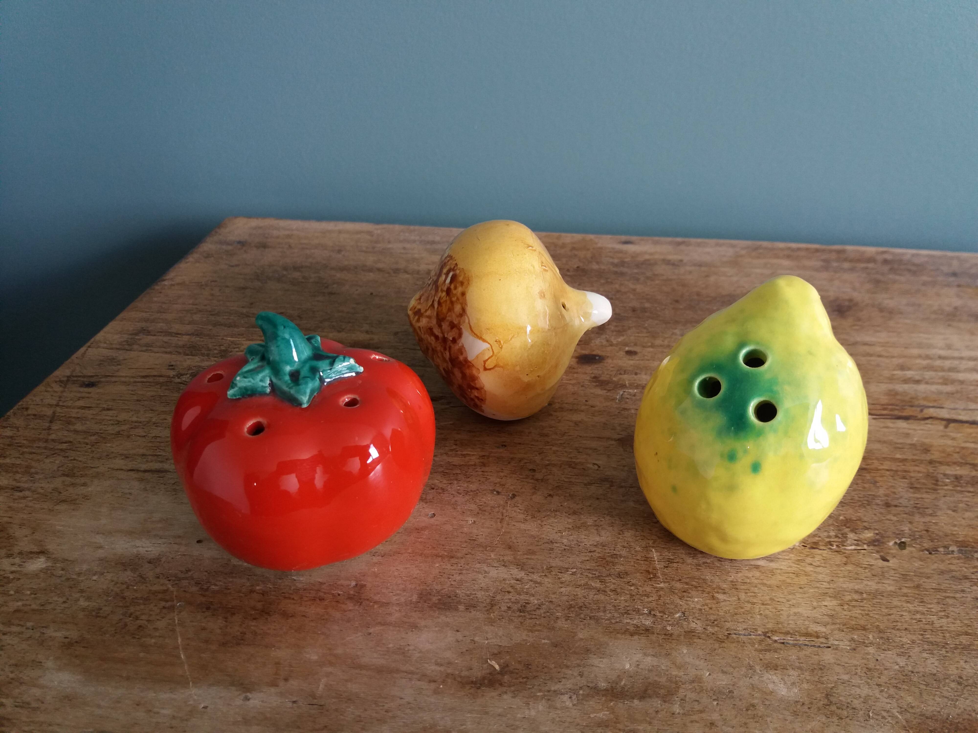 salt shaker pepper slushie tomato onion lemon