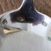 Dessert spoons, silver coffee spoons, small Baguette spoons.