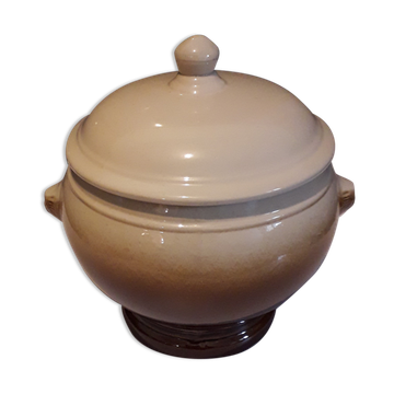 Large covered two-tone ceramic soup bowl with "lion's head" handles
