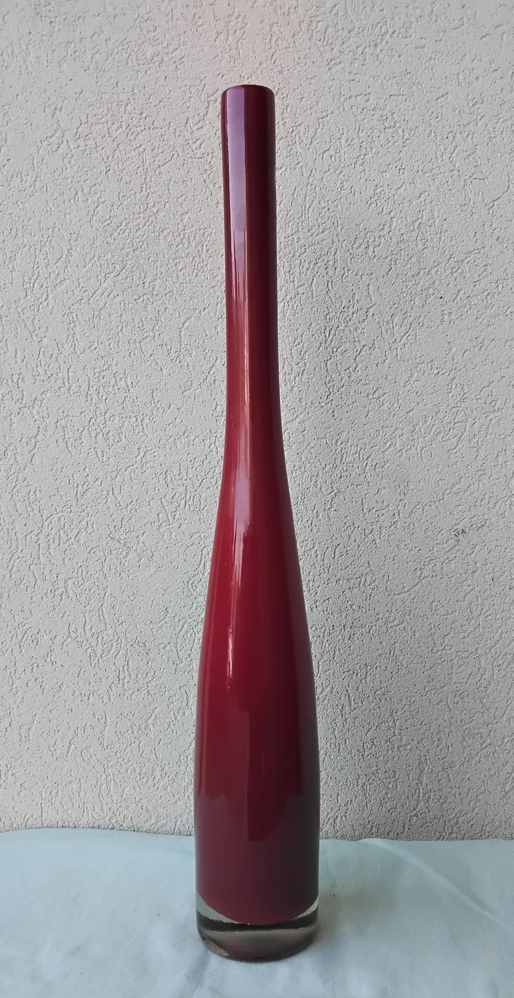 Single flower vase in glass