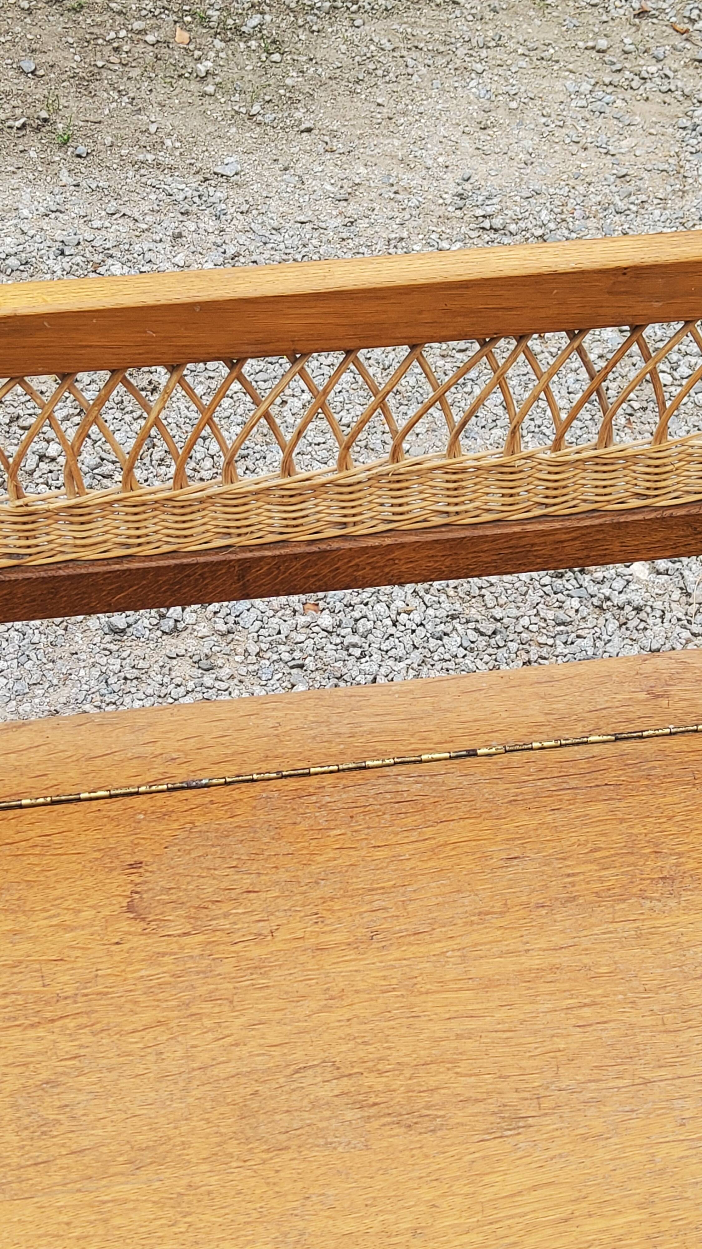 Vintage chest bench from the 50s in oak and rattan