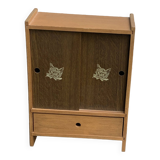 Large wardrobe for storing dolls' clothes and accessories, 2 sliding doors