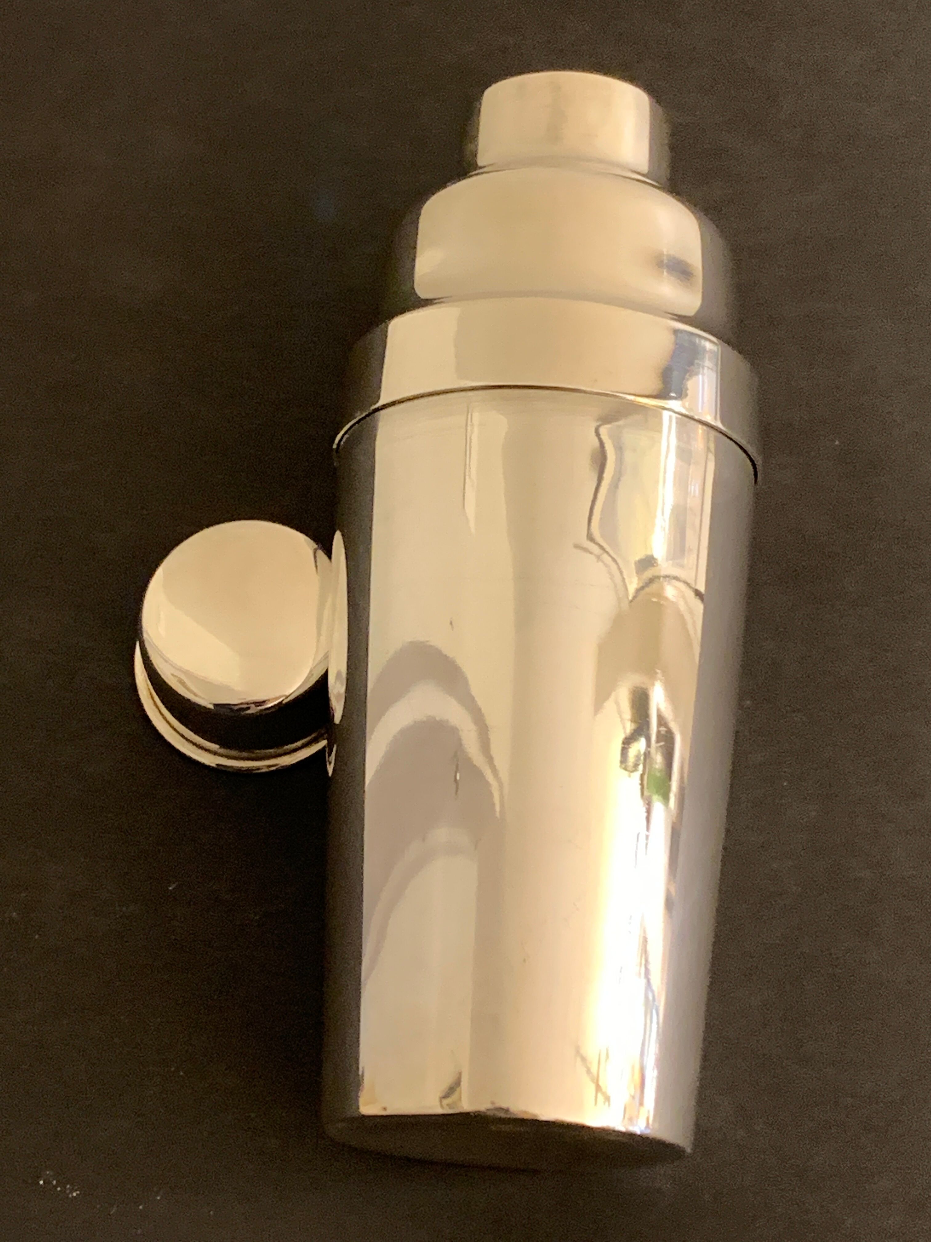Shaker Christofle in silver metal