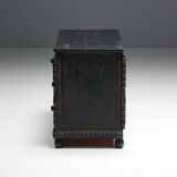 Commode à Tiroirs en Chêne Sculpté à la Main, France, 18ème Siècle