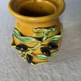 Vallauris slurry olive pot