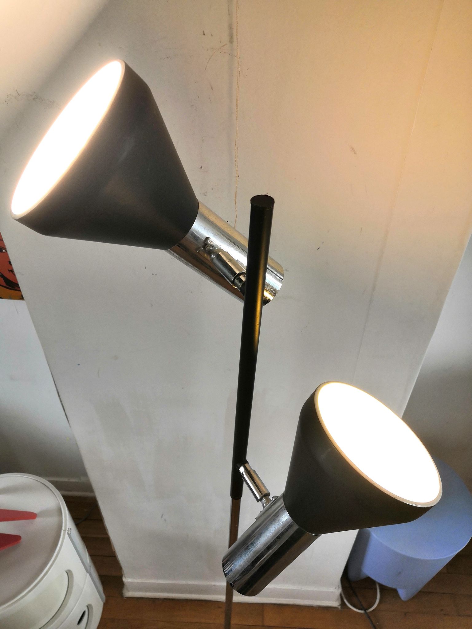 Lampadaire Koch et Lowy pour OMI design années 70