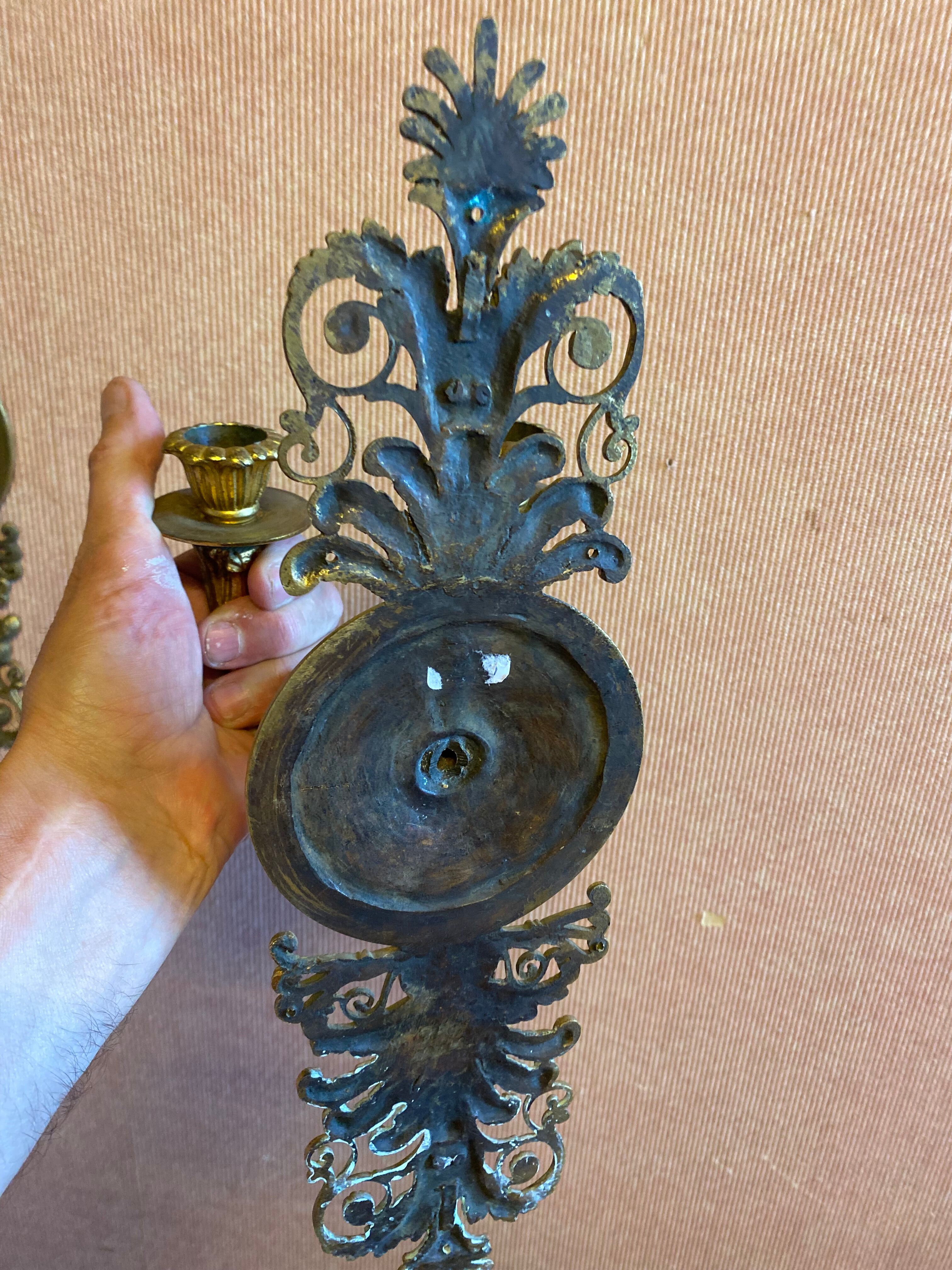 Pair of gilded bronze sconces, 2 burners, Restoration style.
