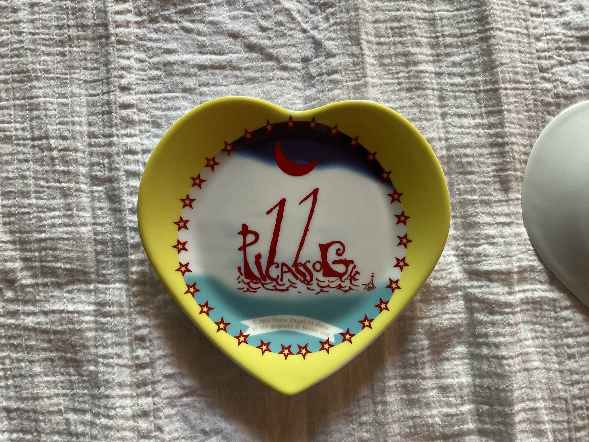 6 small heart-shaped porcelain plates Philippe Deshoulieres Salvador Dali