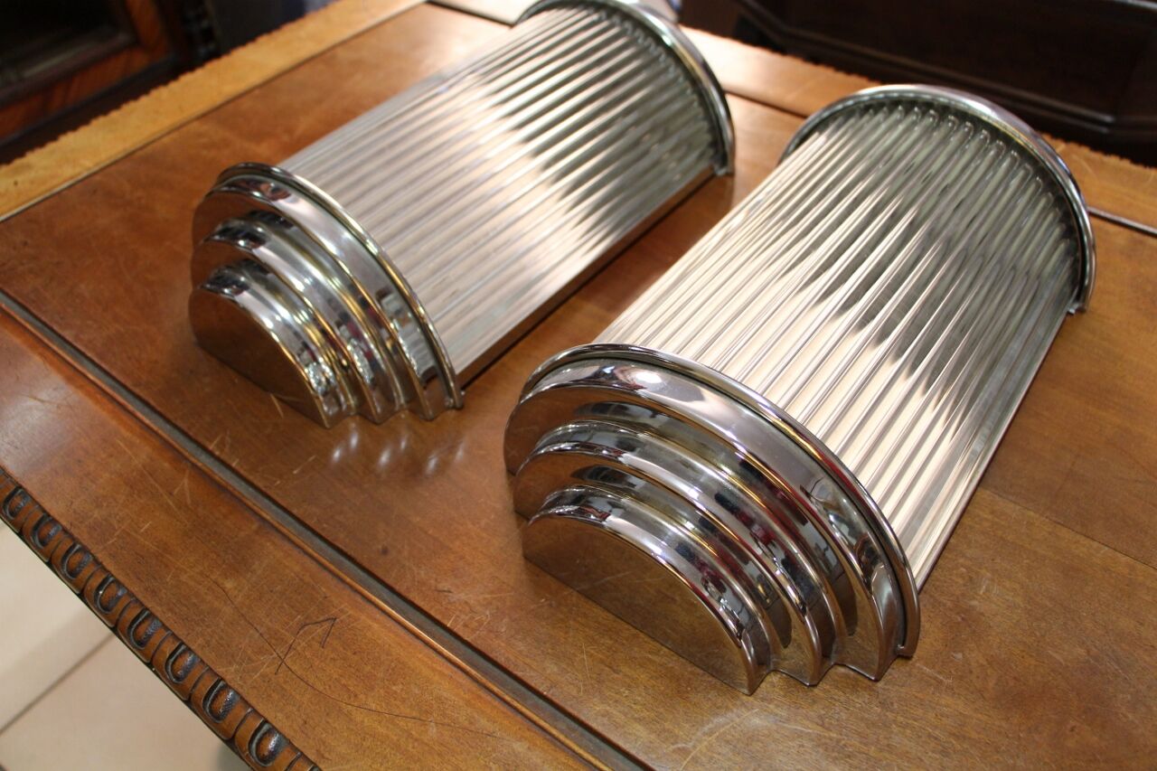 Pair of wall light "Establishment Petitot" 1930