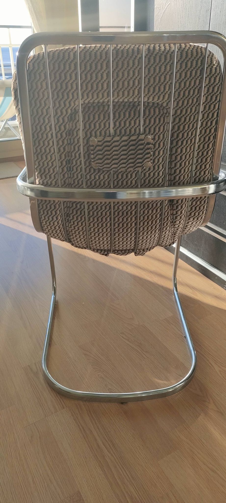 Table and chair set