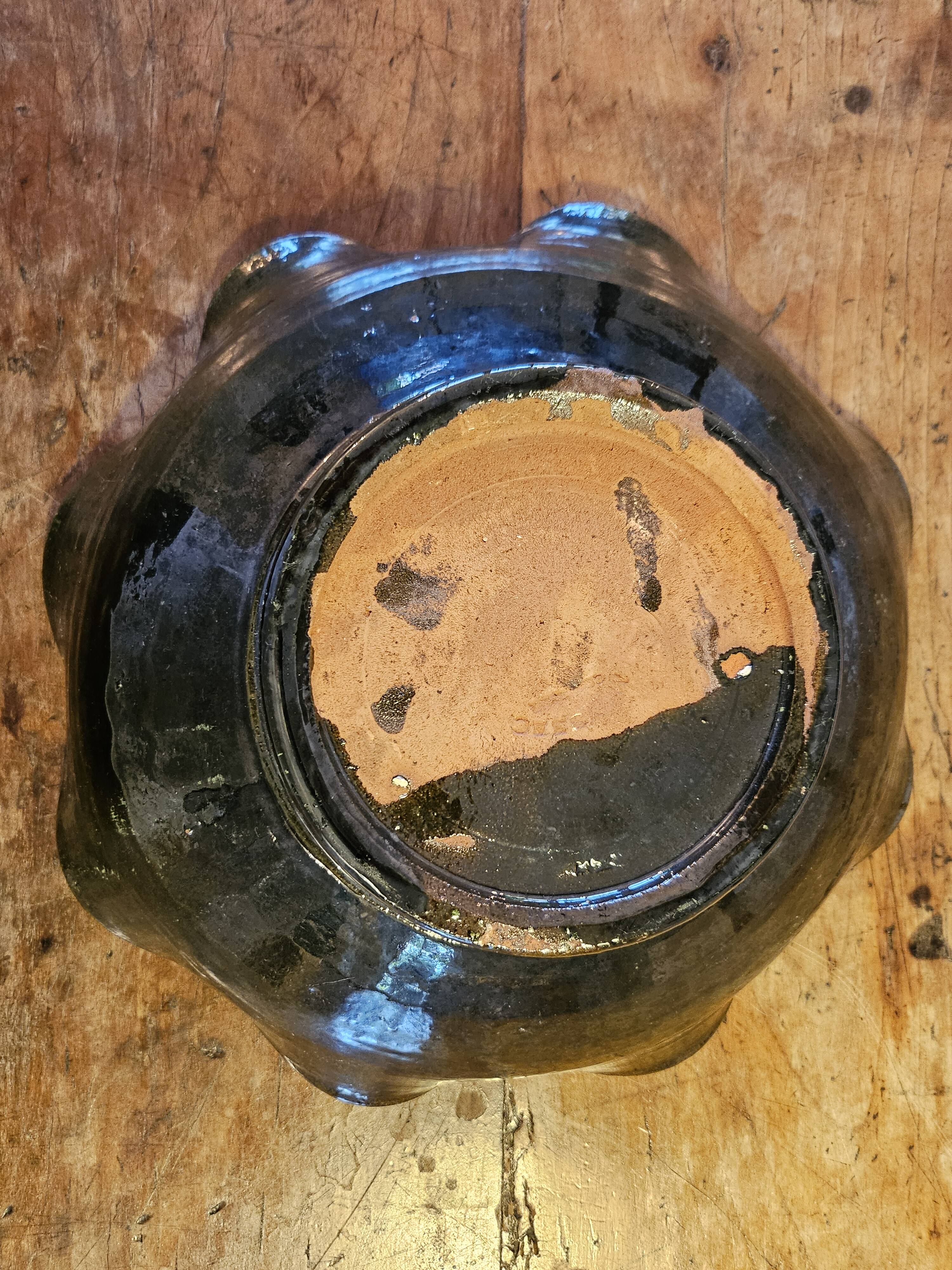 Green glazed terracotta poly-lobed bowl — Meyssac Art Pottery