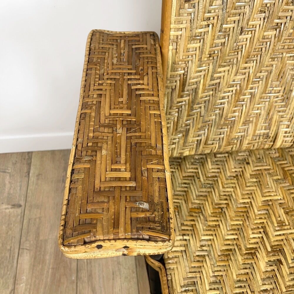 Antique chaise longue in wicker and hazel 20s
