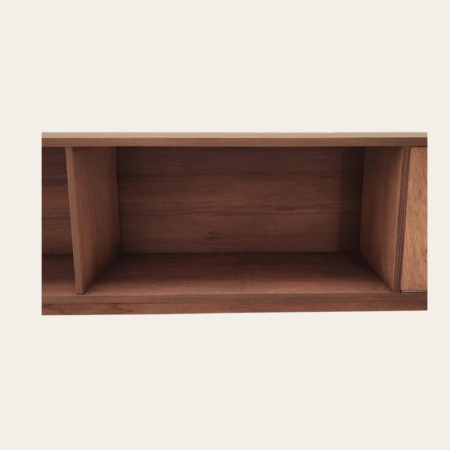 Silund low sideboard