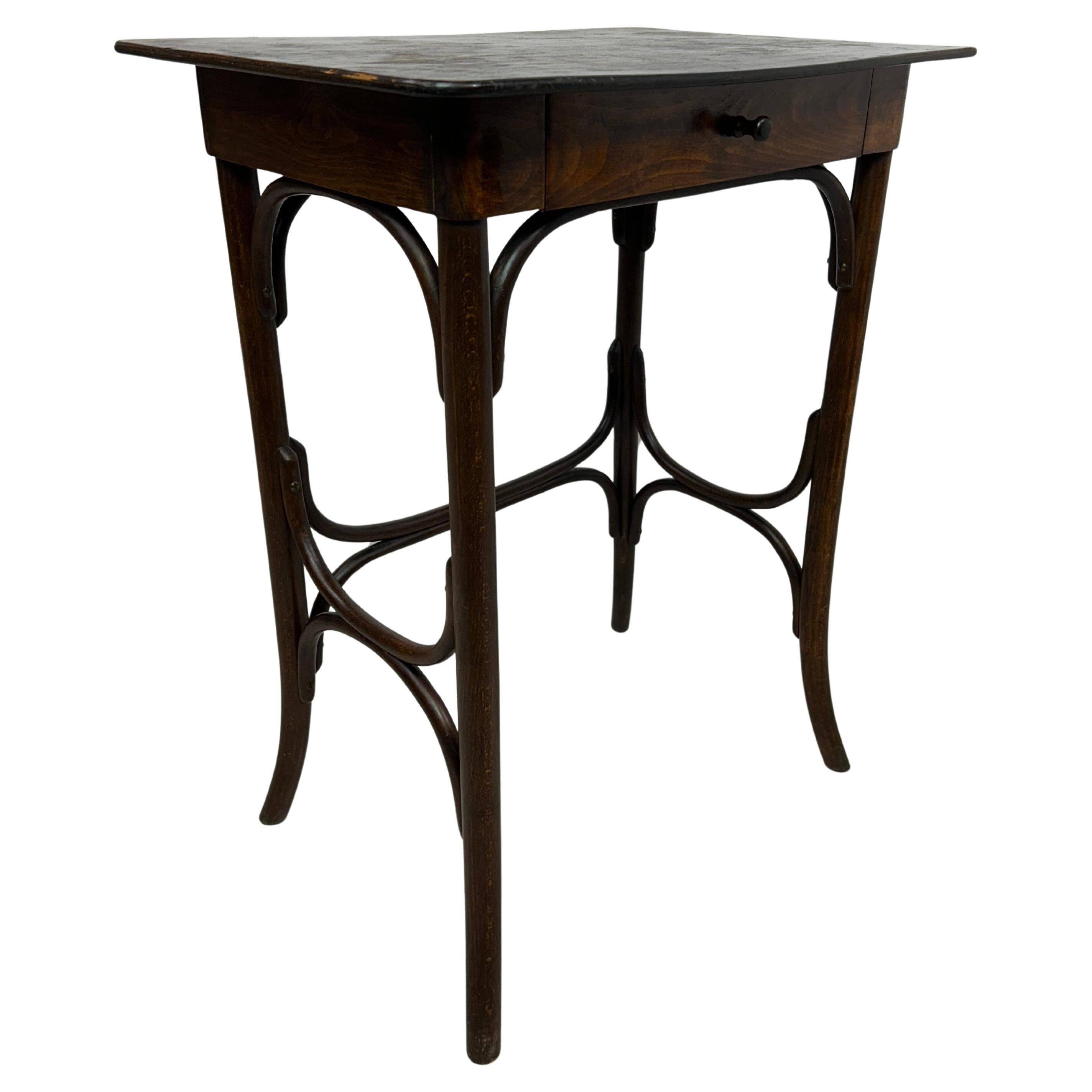 Bentwood side table by Thonet Debrecen