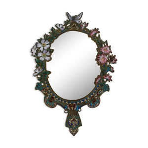 miroir face a main en