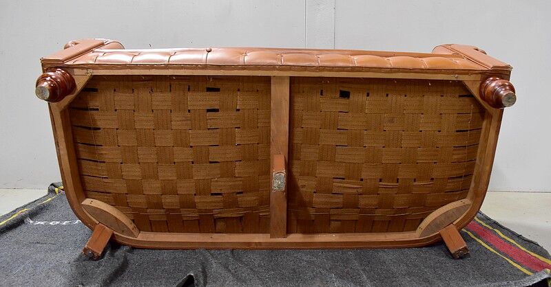 Chesterfield padded leather sofa - late 19th century