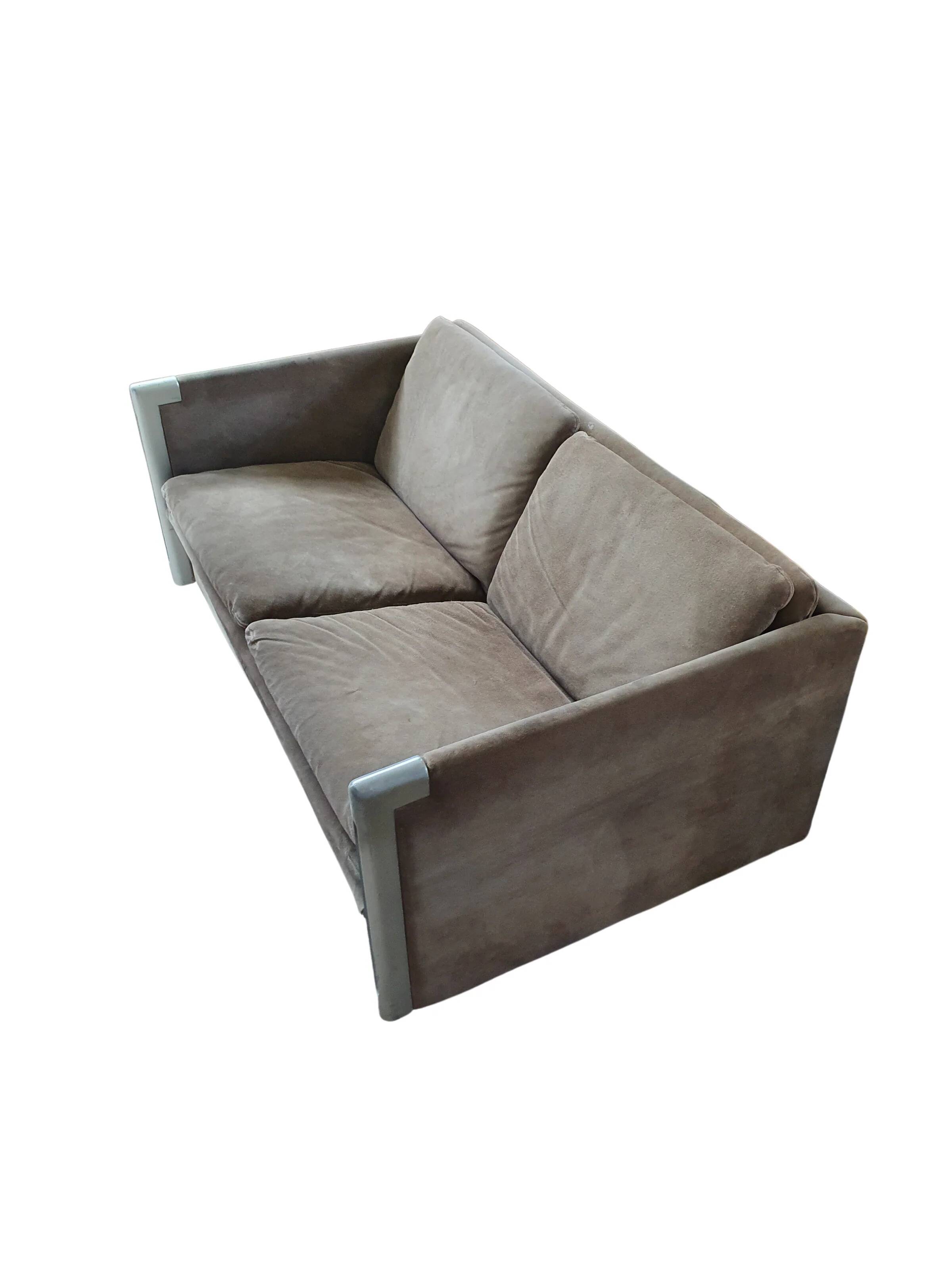 Sandwich sofa / Clair Bataille. Paul Ibens. Upholstered. 65 x 230 x 82. Collection 1973-1974. 't Spectrum. Fully original