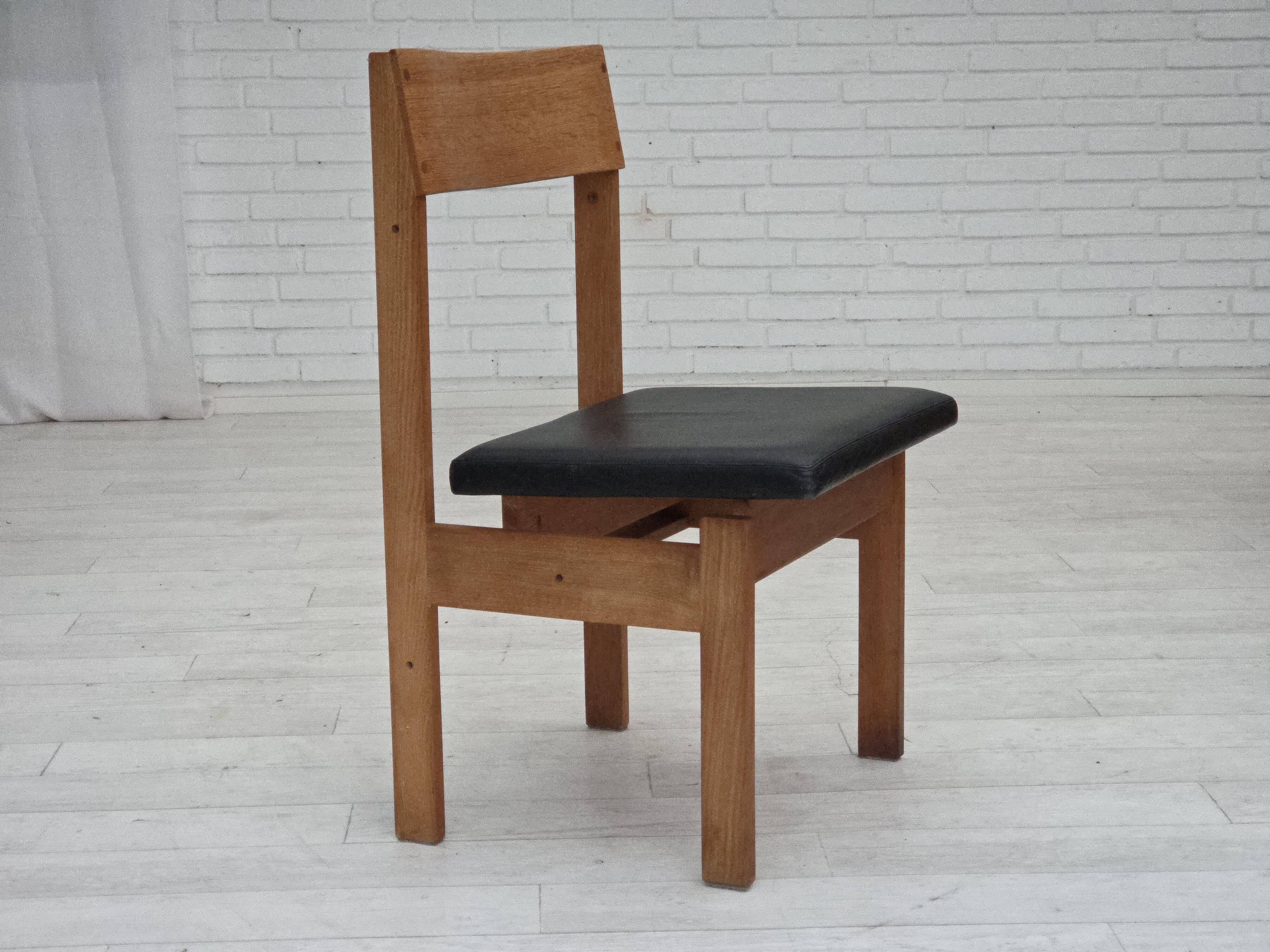 1970s, Danish design, set of 3 church chairs, leather, oak wood.
