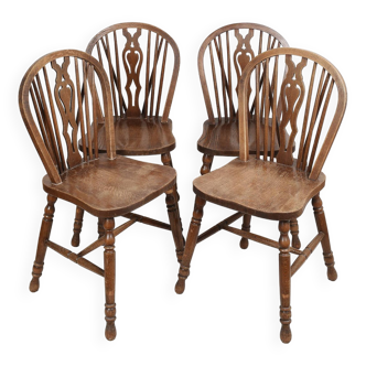 Set of 4 Windsor chairs in dark oak