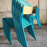 Lot of 13 adult Mullca school chairs