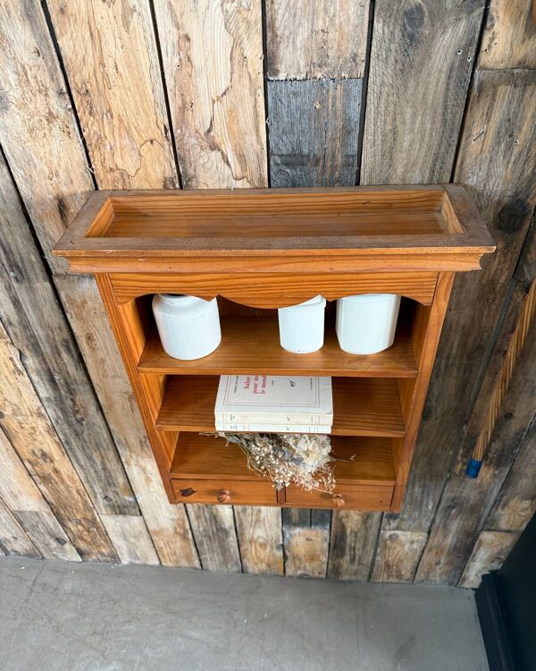 Pichet en barbotine Saint Clément