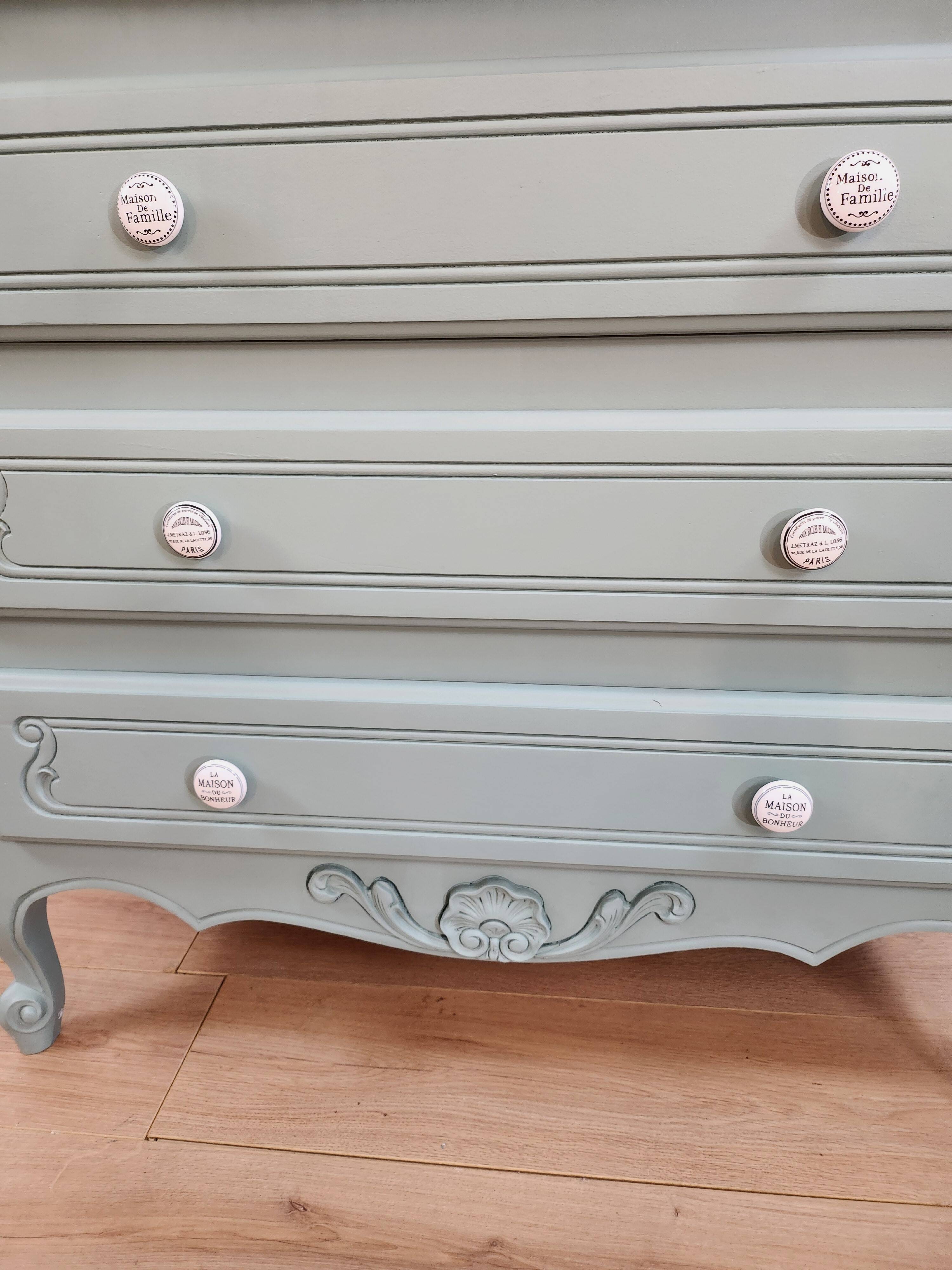 Chest of drawers with 3 drawers