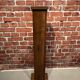 Colonne en bois laqué