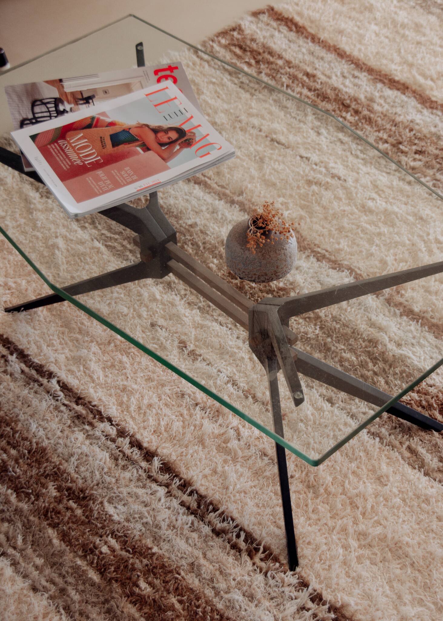 Double-thickness handmade rug made from recycled cotton